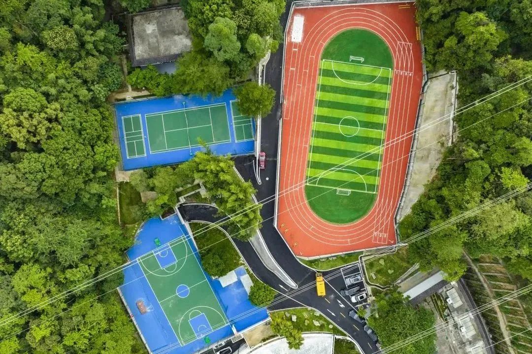 广州三大艺术国际高中多维度对比，家长看完知道怎么选！